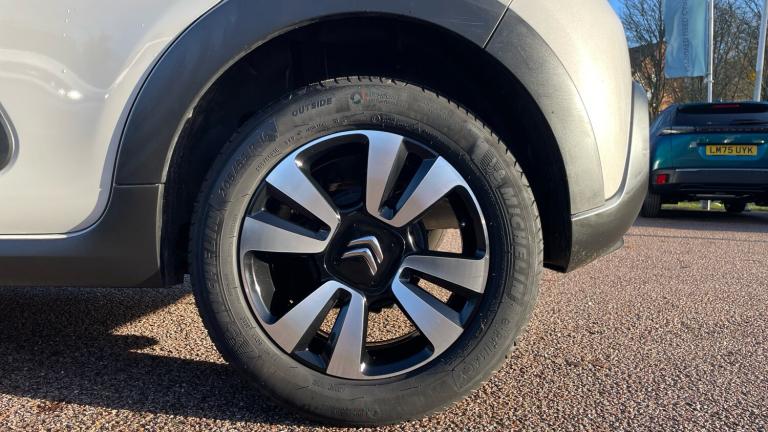 2022 Citroen C3 1.2 PureTech C-Series Hatchback 5dr Petrol Manual Euro 6 (s/s) (83 ps) Hatchback ...