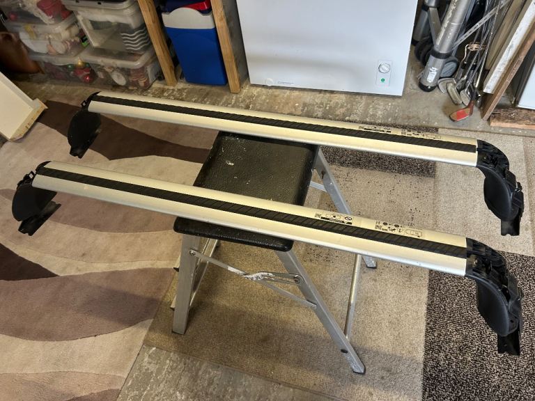 Toyota Corolla Roof bars