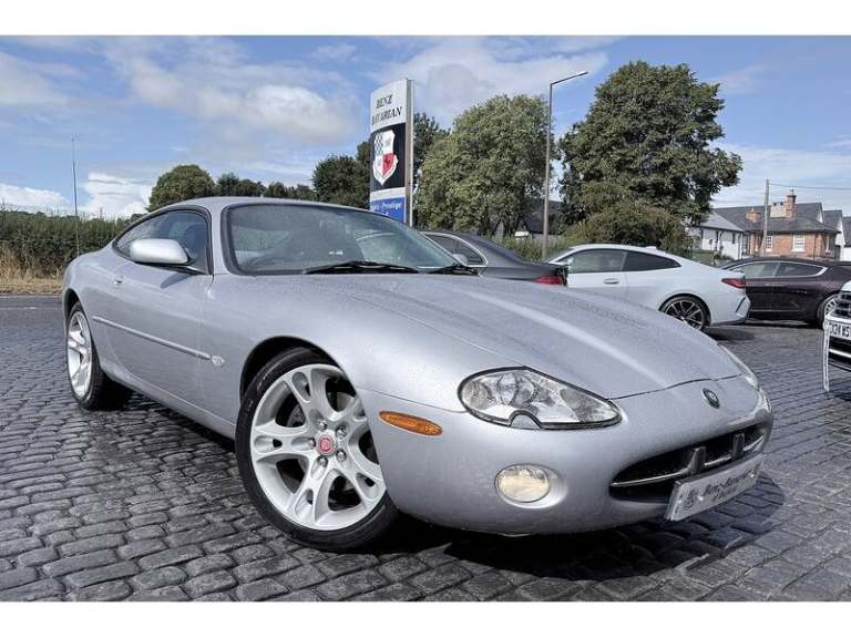 2002 Jaguar XK8 4.0 2dr Auto SALOON PETROL Automatic