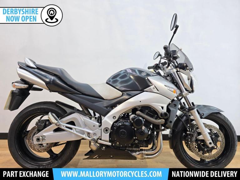 Suzuki GSR600 Blue 2006 Crash Bungs, Heated Grips, Lowering Kit, Radiator Guard