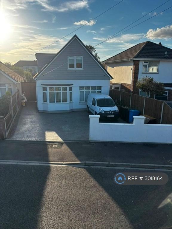 5 bedroom house in Hiley Road, Poole, BH15 (5 bed) (#3018164)