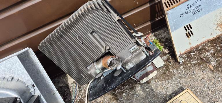 CARVER 3600STC FANMASTER AUTO gas and electric heater for camper caravan motorhome.