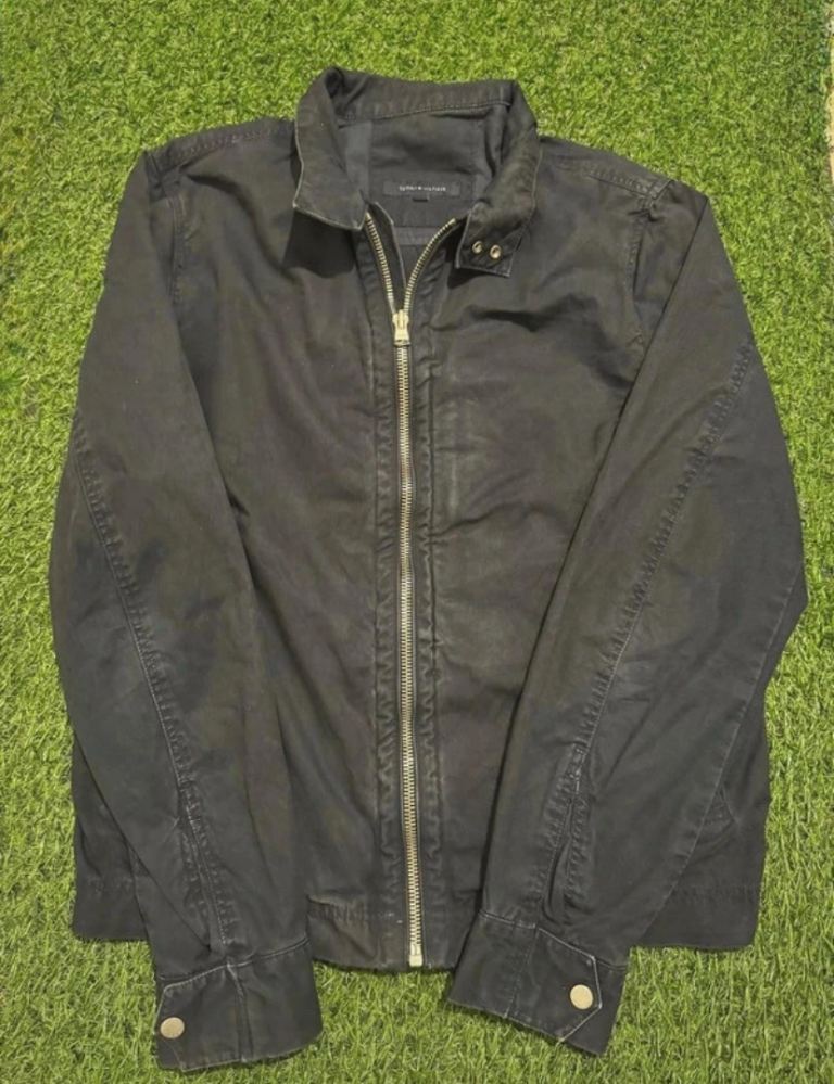 Tommy Hilfiger Mens Black Zip Jacket – Minimalist Vintage Outerwear – Size L