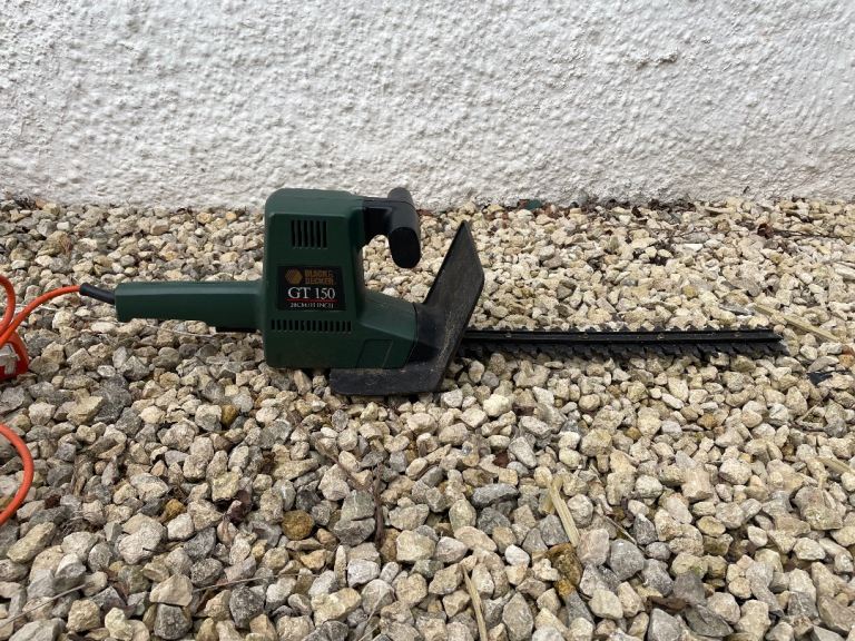 Black & Decker Hedge Trimmer