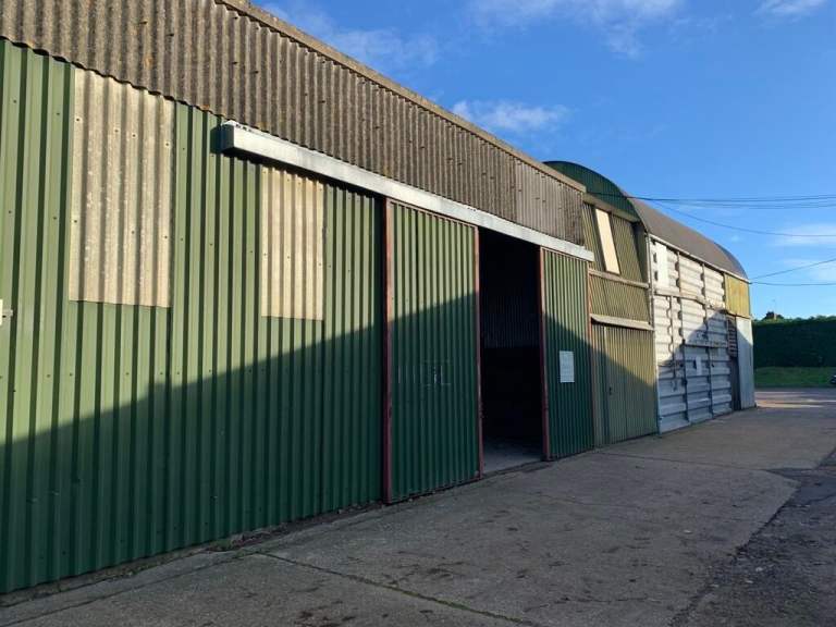 Light Industrial Unit to Let in Henley-on-Thames – 573 sq ft