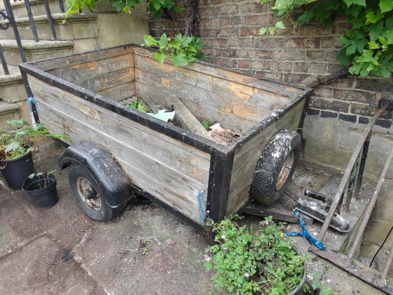 Small trailer
