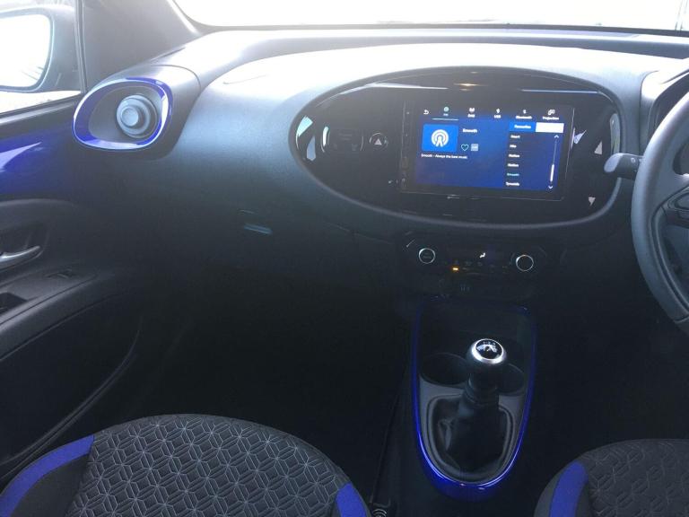 2025 Toyota Aygo X 1.0 VVT-i Edge Hatchback 5dr Petrol Manual Euro 6 (s/s) (72 ps) HATCHBACK Petr...