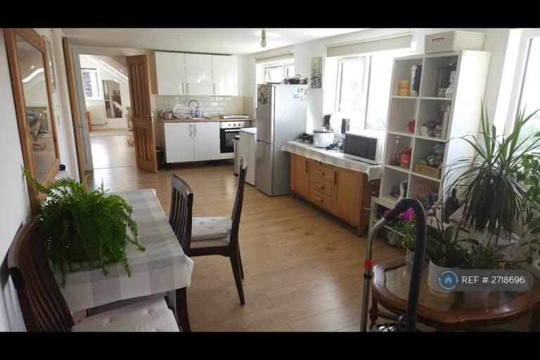 1 bedroom in Cae Gwyn Rd, Cardiff, CF14 (#2718696)