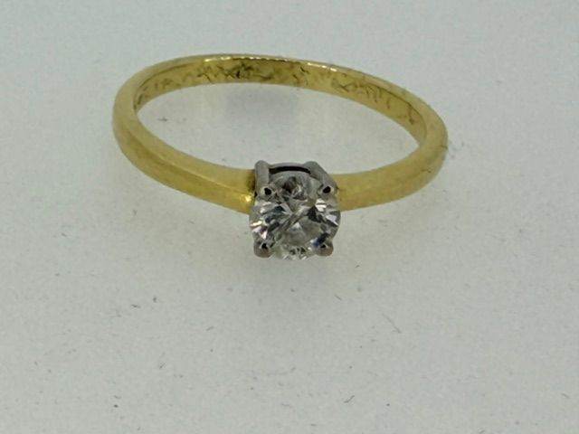 0.40ct Diamond 18ct Yellow Gold Solitaire Ring