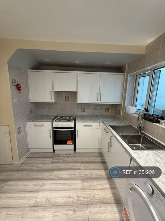 3 bedroom house in Furfield Close, Maidstone, ME15 (3 bed) (#351906)