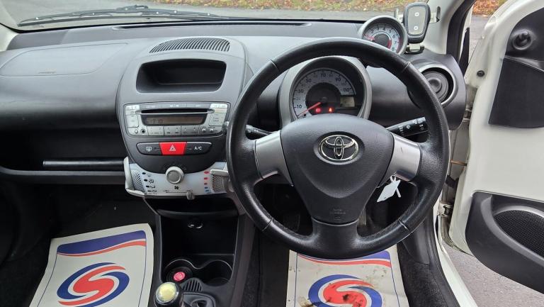 2012 Toyota AYGO 1.0 VVT-i Fire Euro 5 5dr HATCHBACK Petrol Manual