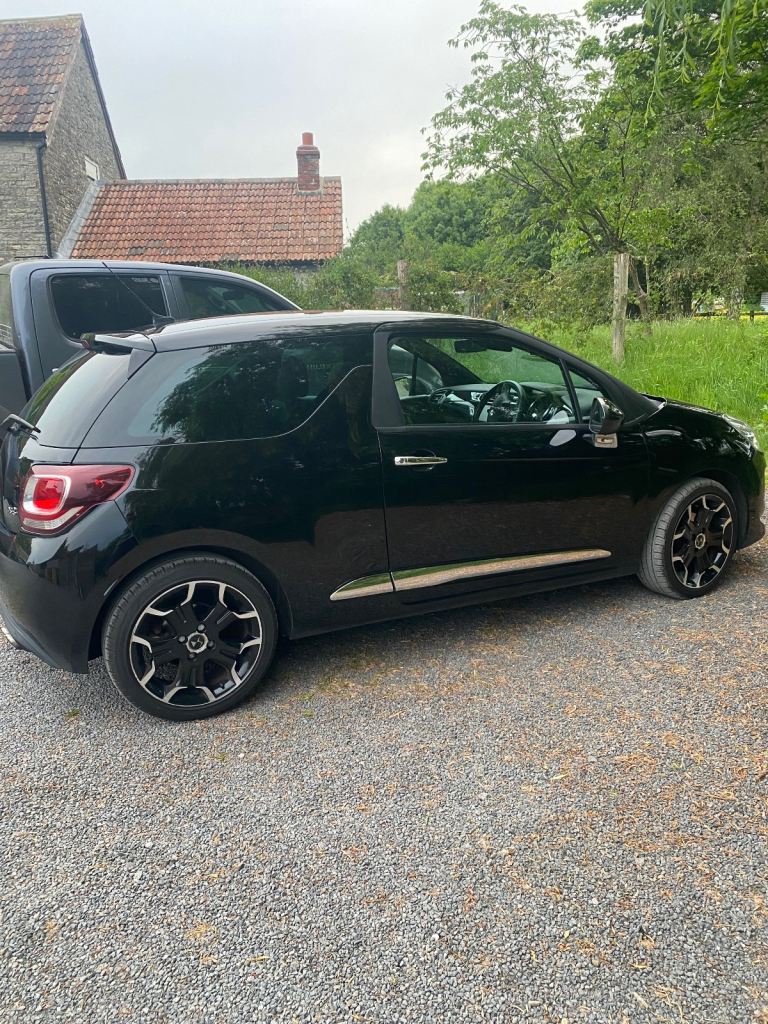 DS, DS 3, Hatchback, 2016, Manual, 1199 (cc), 3 doors