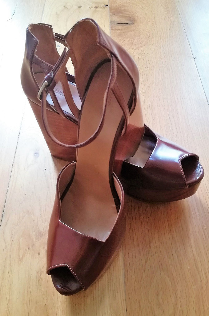 PRE-OWNED ZARA SHOES DESIGNER BOHO Wedges Wooden Heel Peep Toe Tan Brown High Heel Wood Sandals 41