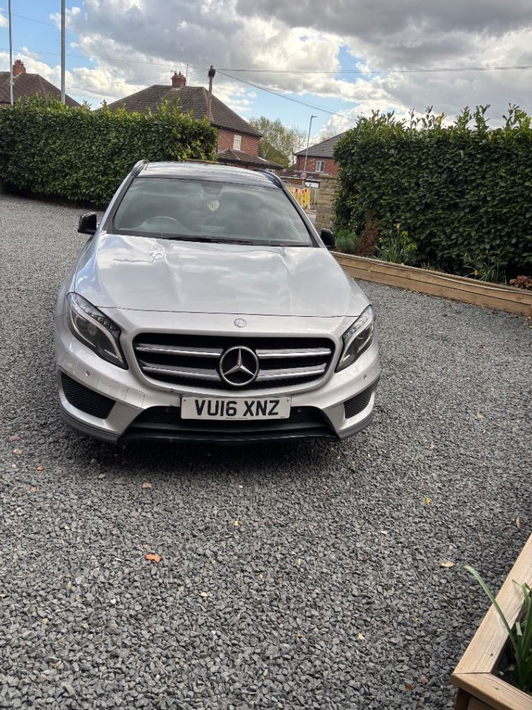 Mercedes-Benz GLA 220 AMG 4MATIC