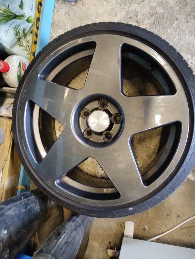 19 inch artharacite Bola B10s 5x112 for sale £400 ono
