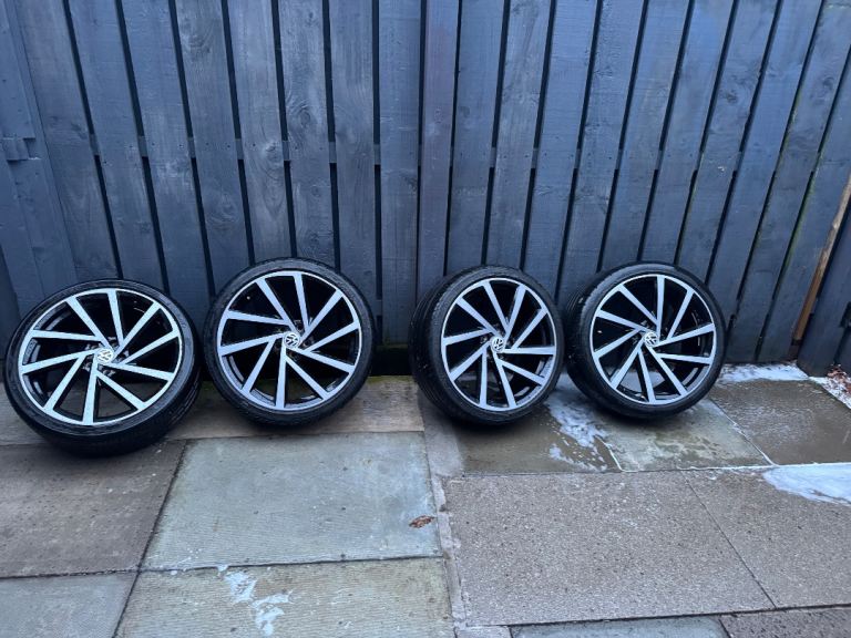 Vw golf alloy wheels 