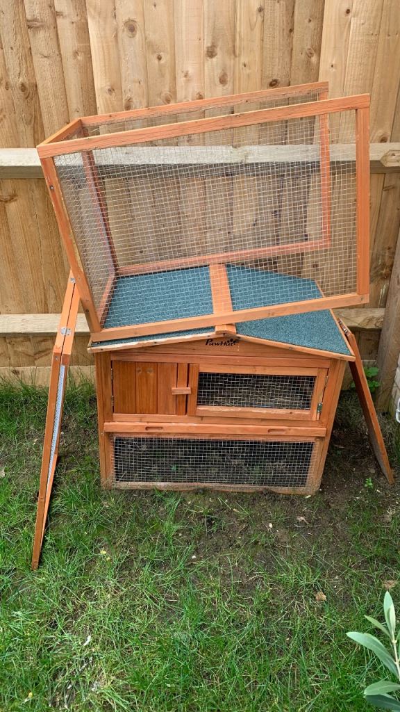 For Free RABBIT HUTCH  FREE 