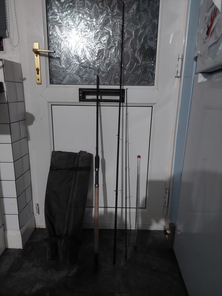 Daiwa 3 piece feeder and ngt unhooking mat