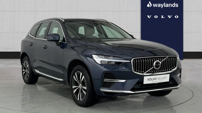 2023 Volvo XC60 Recharge Core, T6 AWD plug-in hybrid, Electric/Petrol, Bright Estate Petrol Paral...