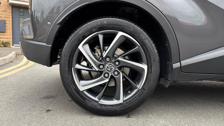 2021 Toyota C-HR 2.0 Hybrid Dynamic 5dr CVT Hybrid Hatchback Hatchback Hybrid Automatic