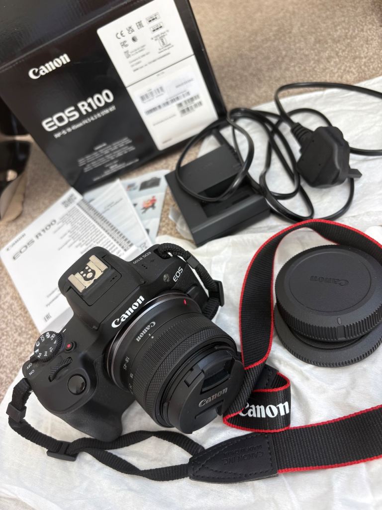 EOS R100 Canon camera 