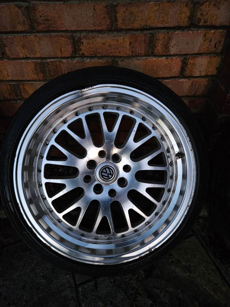 18" Wheels with Tyres 