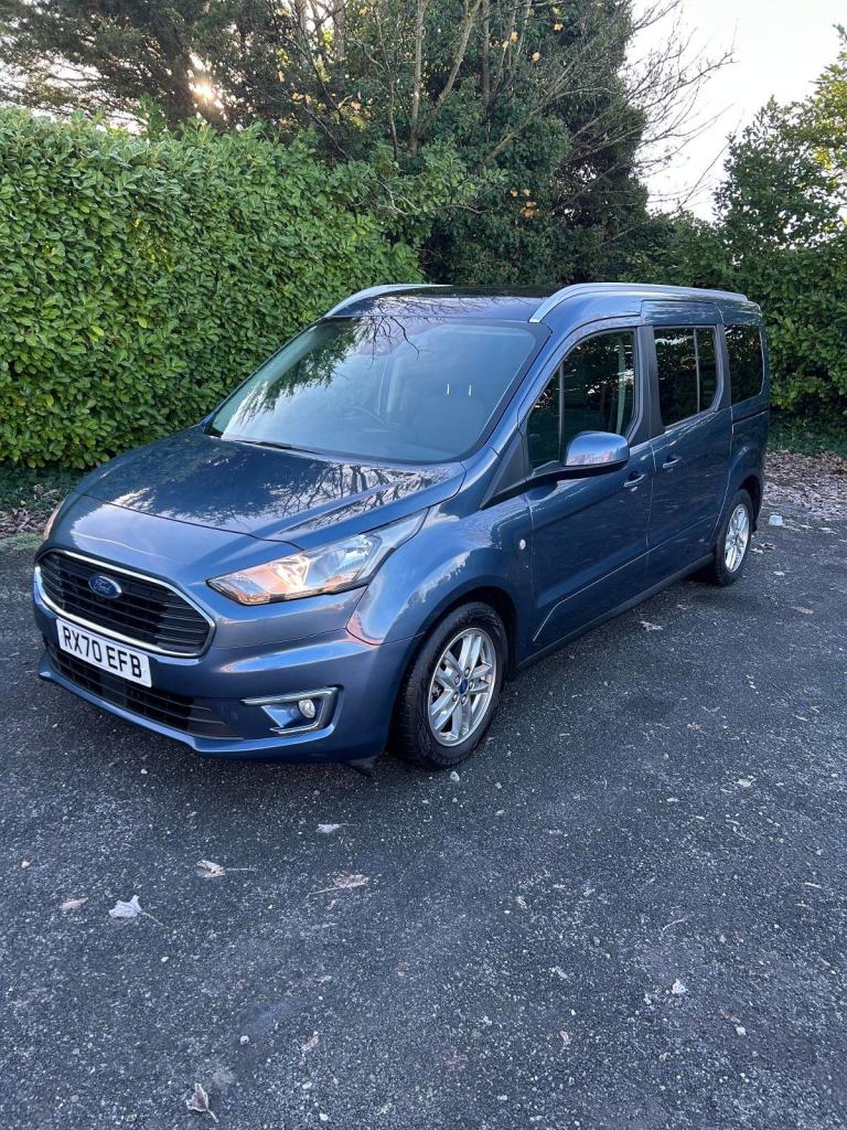 Ford Tourneo Connect 1.5TDCi Titanium Wheelchair Accessible Vehicle WAV