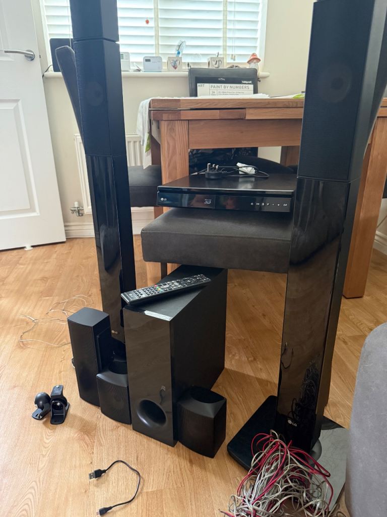 3d blu ray home cinema LHB645. 