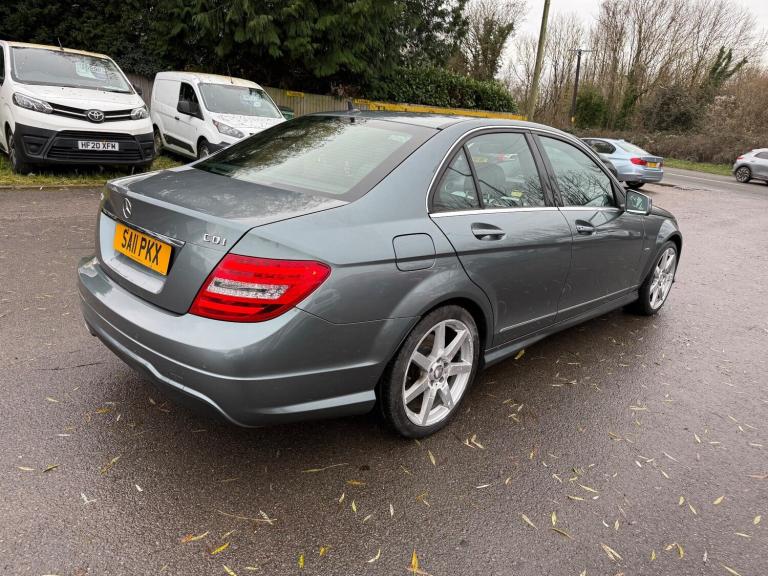 2011 Mercedes-Benz C Class C220 CDI BlueEFFICIENCY Sport 4dr Auto SALOON DIESEL Automatic