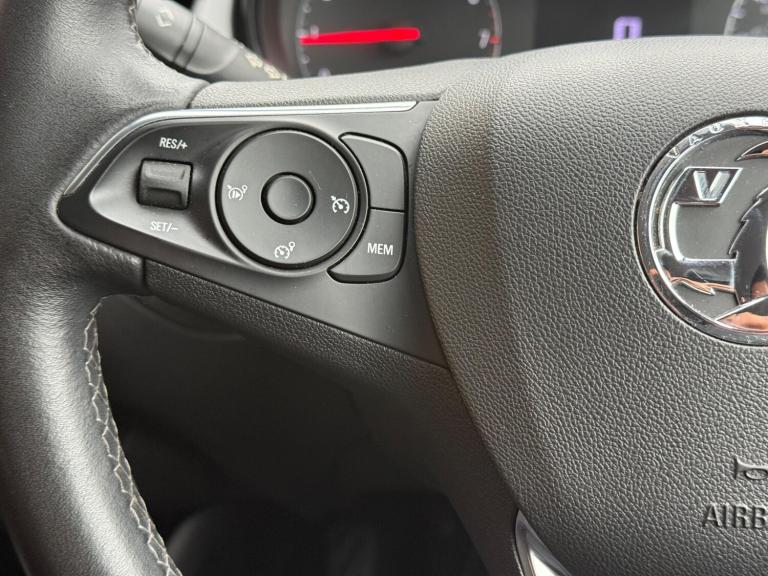 2019 Vauxhall Crossland X 1.2T ecoTec [110] SE 5dr [6 Speed] [S/S] HATCHBACK PETROL Manual
