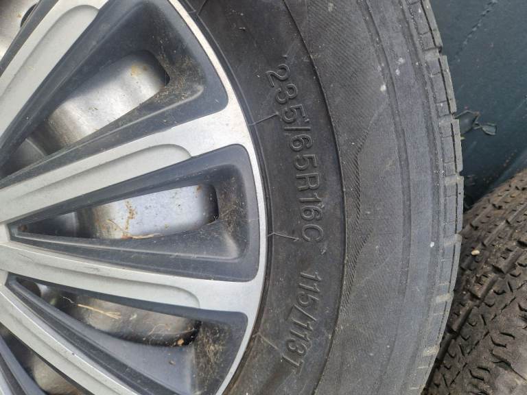 Renault Master wheels with good tyres 235/65/16c