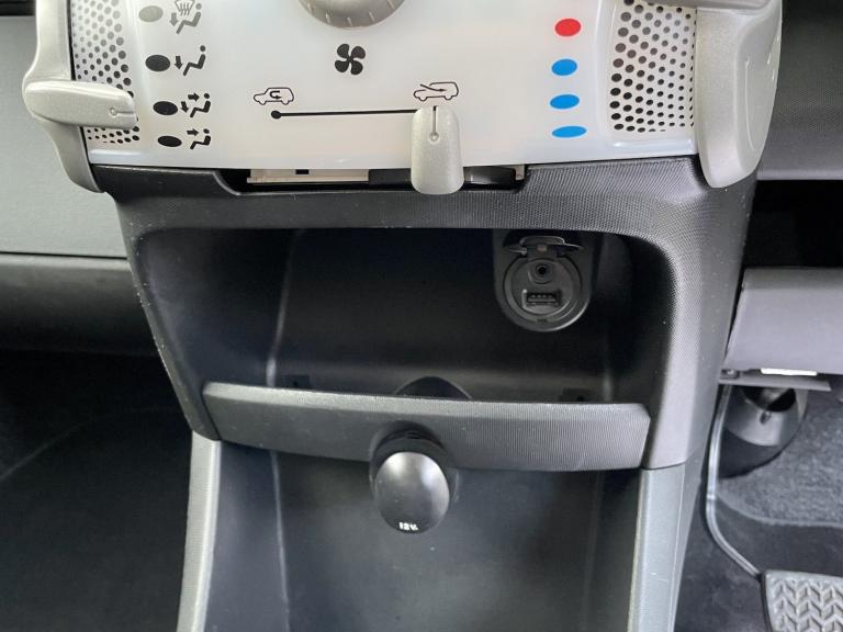 CITROEN C1 1.0 i VTR+ 2013