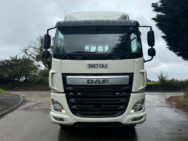 2017 67 DAF CF 510 E6 8x4 hook loader sheet weigher piped for draw bar