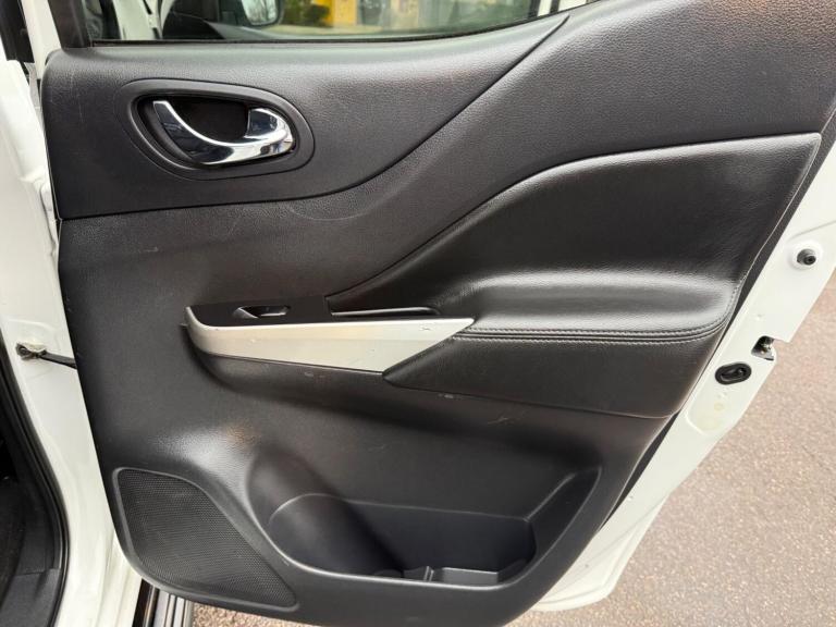 2018 Nissan Navara 2.3 dCi Tekna Auto 4WD Euro 6 4dr PICK UP Diesel Automatic