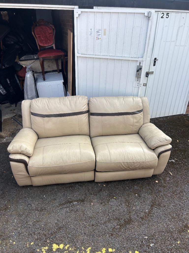 FREE FREE FREE 2 SEATER LEATHER SOFA