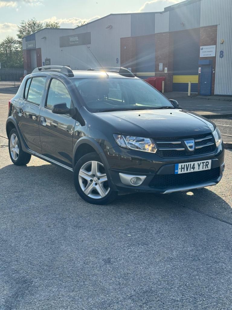 2014 Dacia Sandero Stepway 1.5 dCi Laureate Euro 5 5dr HATCHBACK Diesel Manual