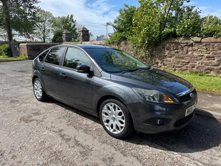 2010 Ford Focus 1.6 Zetec 5dr HATCHBACK Petrol Manual