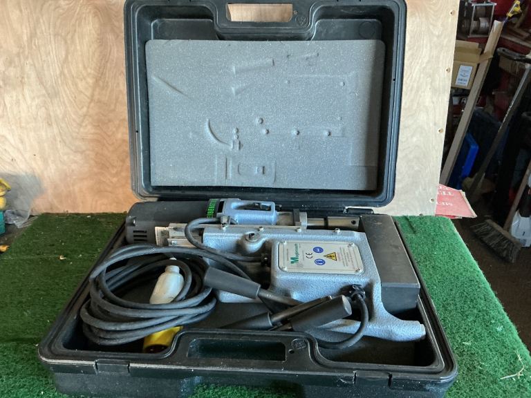 Magbroach magnetic drill machine 