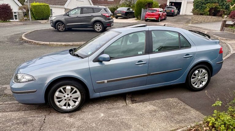 Renault Laguna Automatic Petrol (34,000 miles)