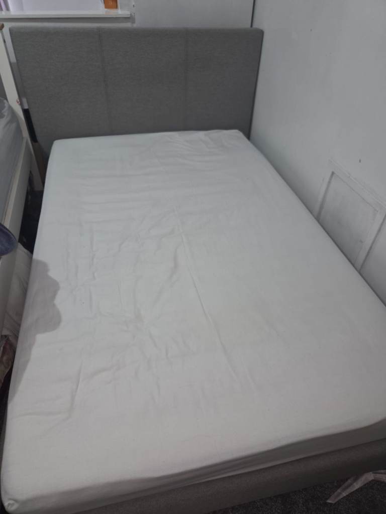 Single ikea bed excellent condition