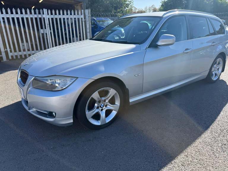 BMW 3 SERIES 2.0 320d Exclusive Edition 2011