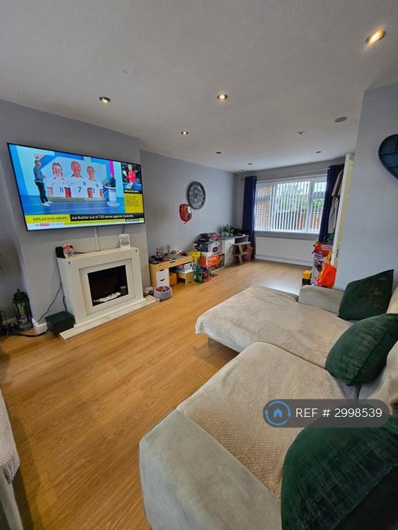 3 bedroom house in Devon Walk, Washington, NE37 (3 bed) (#2998539)