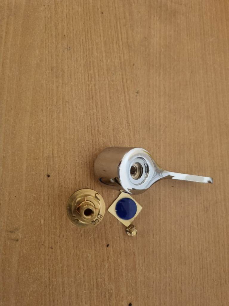Tap lever with valve cartridge 