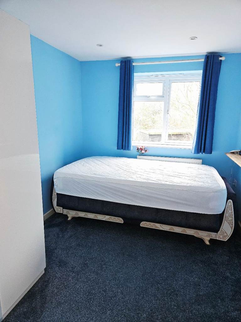 Lovely room for rent!!!