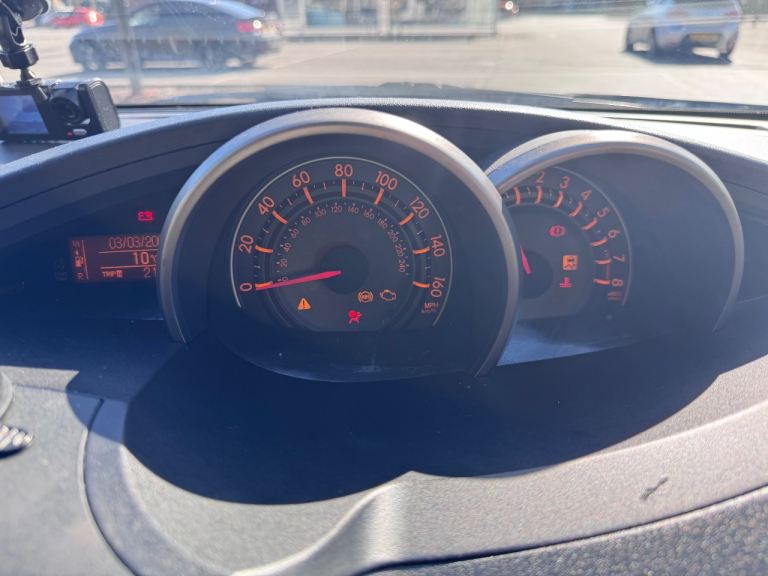 Well-Maintained Family Car – Ideal for Long Journeys & City Use