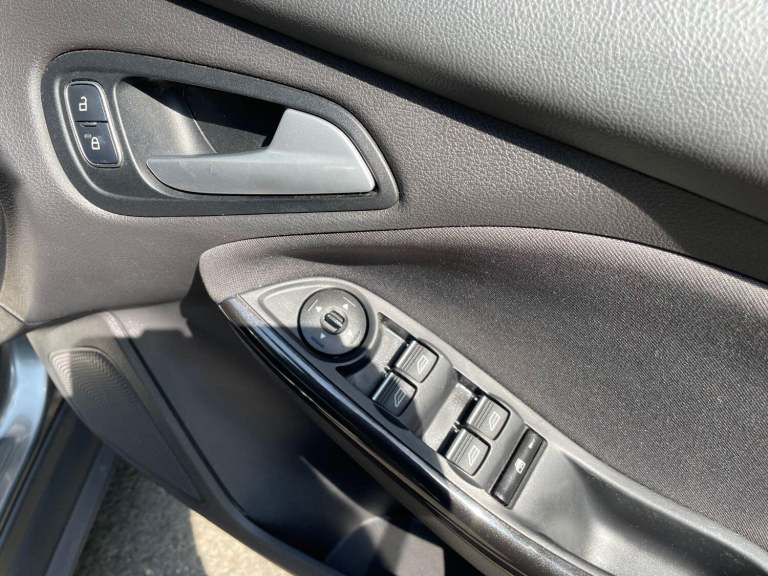 FORD FOCUS 1.5 TDCi Titanium 2016