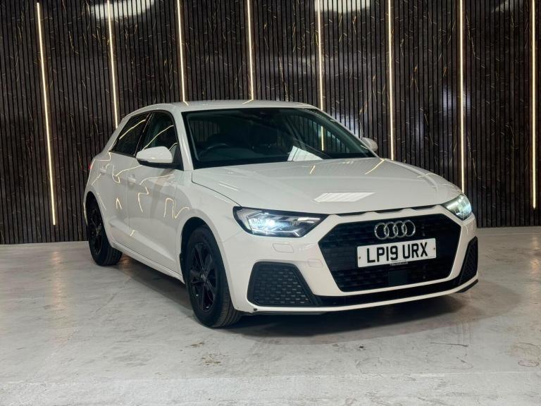 2019 Audi A1 1.0 TFSI 30 SE Sportback Euro 6 (s/s) 5dr HATCHBACK Petrol Manual