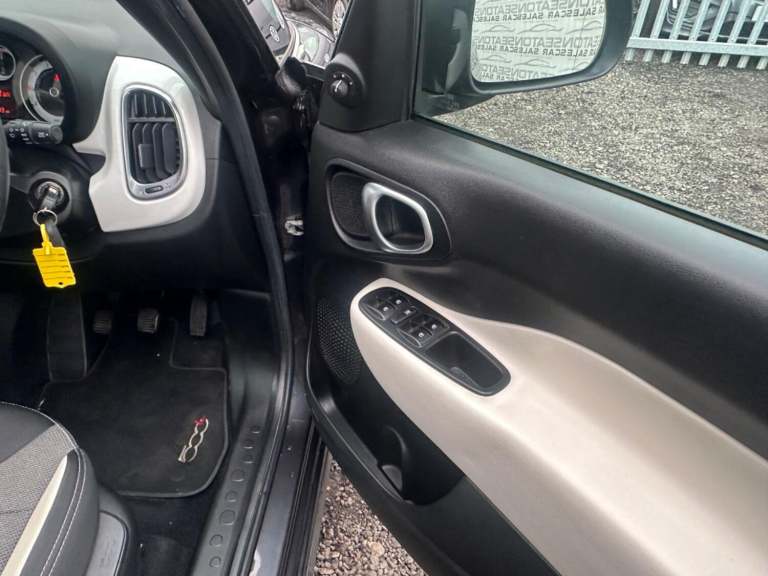 FIAT 500L 1.4 500l Trekking 1.4 95hp Trekking 2015