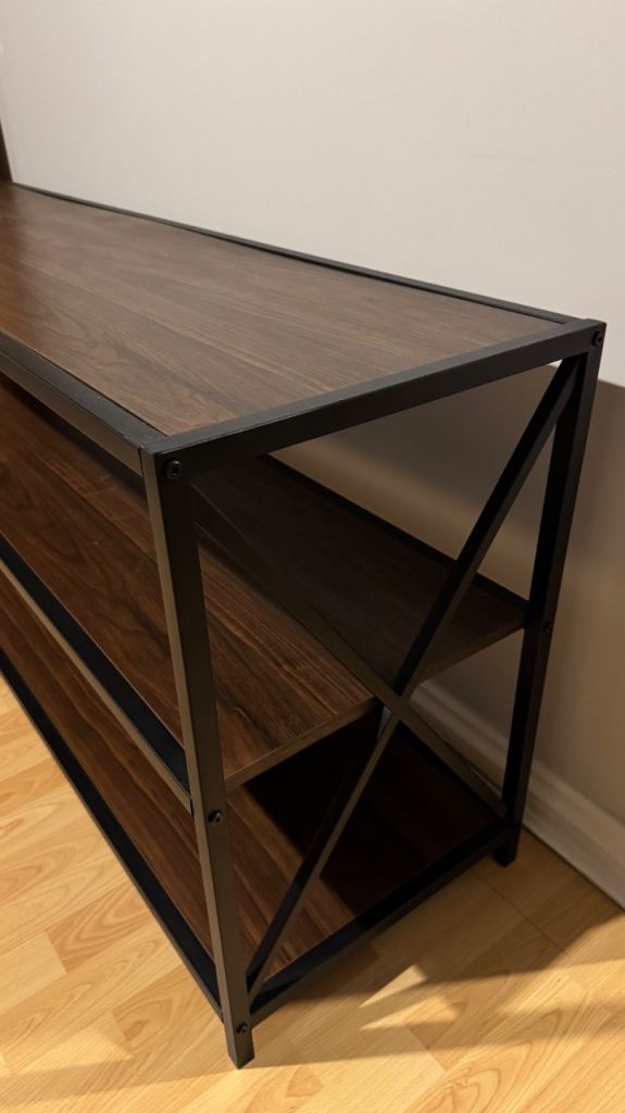 Unit Stand - Walker Edison ( with box )