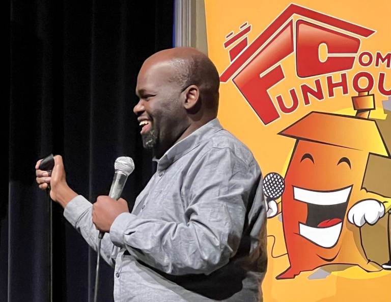 NEW COMEDY NIGHT